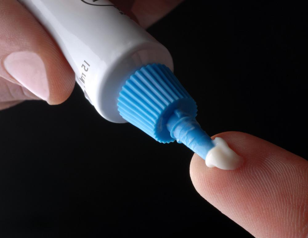 Applying numbing cream to the area to be inked may help reduce the pain associated with receiving a tattoo.