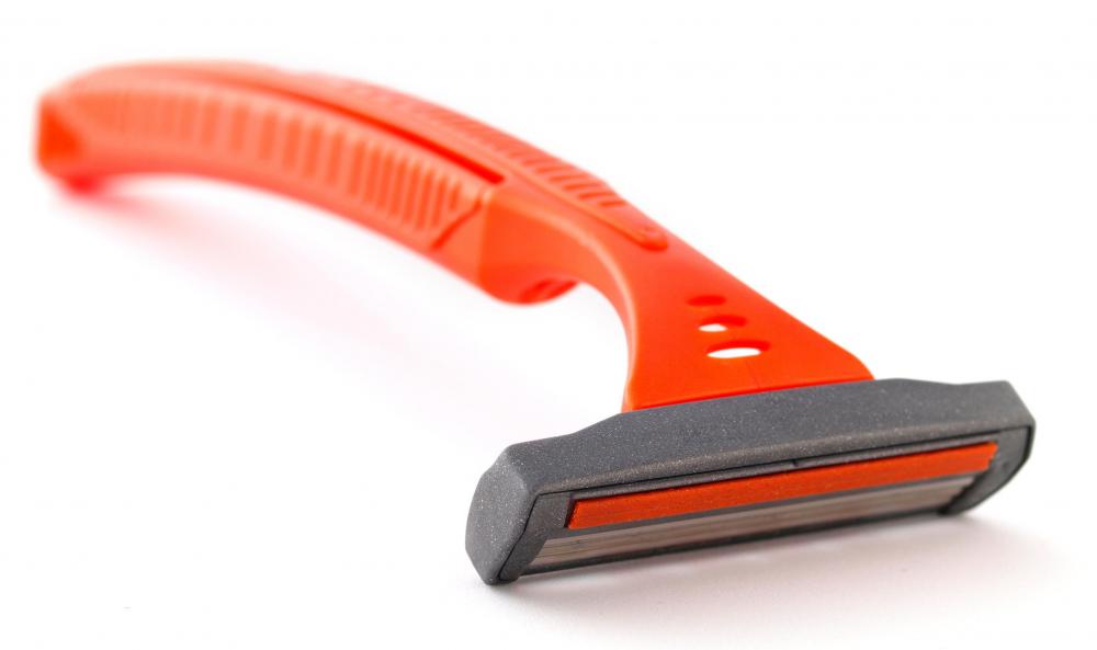 Razors can cause cuts and burns if not used carefully.