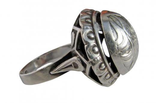 The shape of a person's hands and fingers should be considered when choosing a ring.
