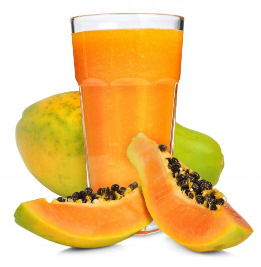 Papaya can be mixed with lemon juice to make a natural melasma treatment.