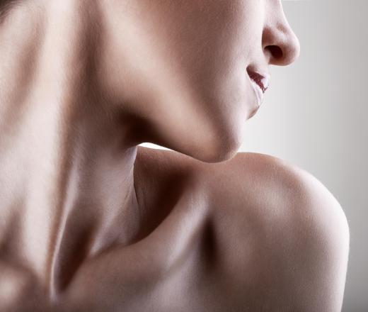 The clavicle, which connects the shoulder to the upper torso, is a horizontal bone that's visible on most people.