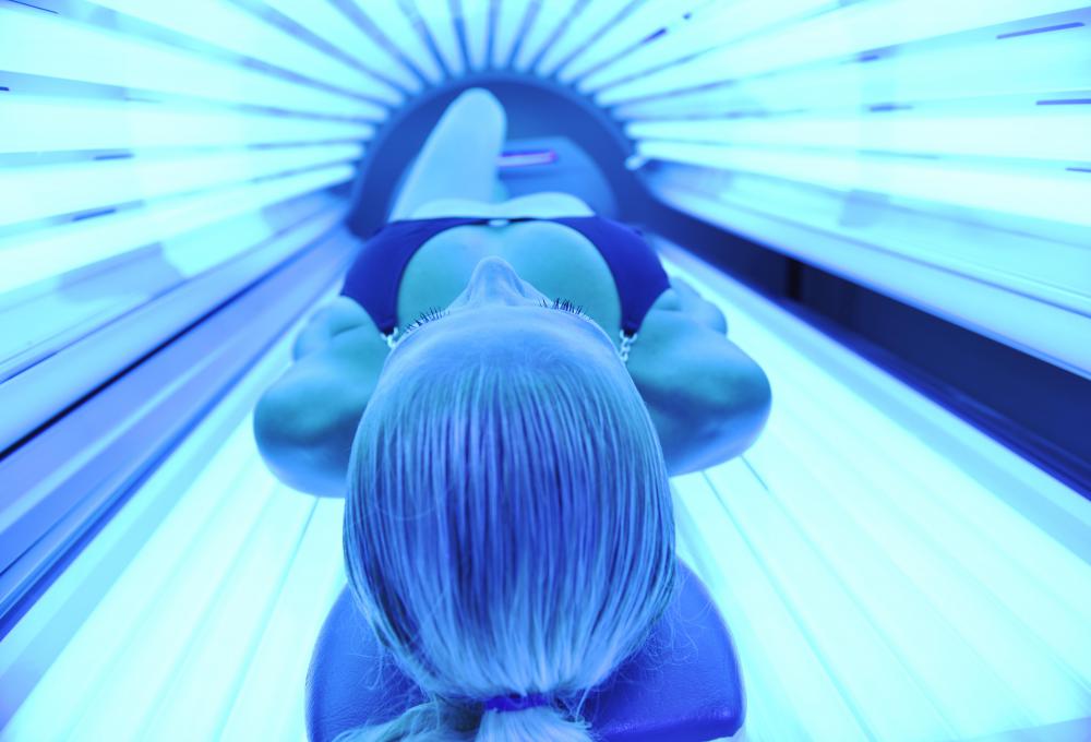 Spray tanning can be safer than tanning beds.