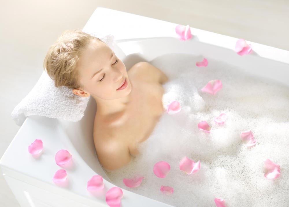 Shaving after a bath may help prevent razor burn on legs.