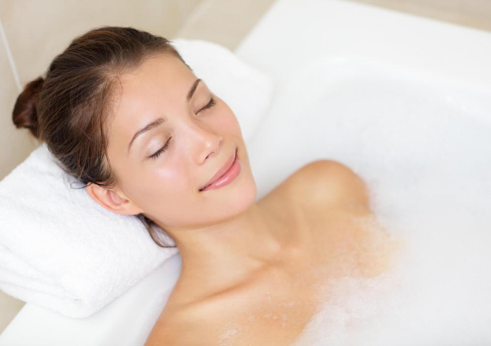 Cocamidopropyl betaine helps produce foam in bubble baths.