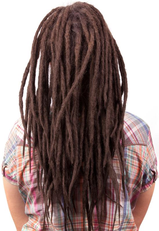 Need To Know: The Difference Between Locs and Dreadlocks