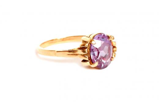 Friendship rings often feature gems such as amethyst.