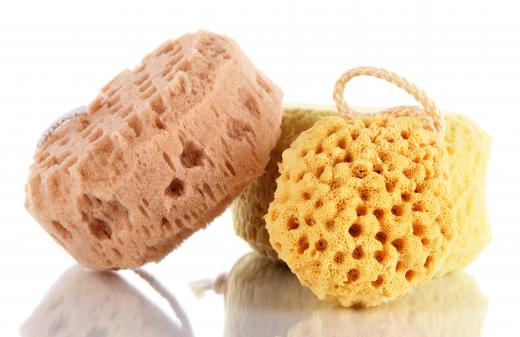 People use bath sponges to help create a rich lather from their shower gels and body washes.