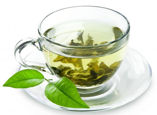 Diluted green tea can make an effective eyewash.