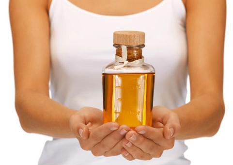 Body oil is generally recommended as treatment for extremely dry skin.