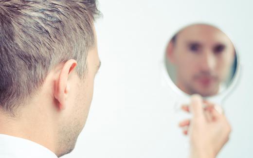 Tracing your face in a mirror might help you determine your facial shape.