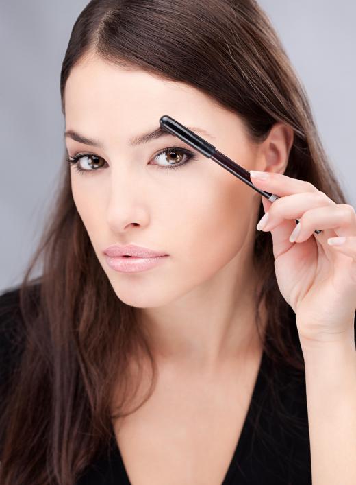 As part of an eyebrow cut, a specially designed comb should be used to straighten the hairs.