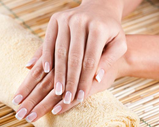 The finished look of a dry manicure should be similar to a traditional manicure.