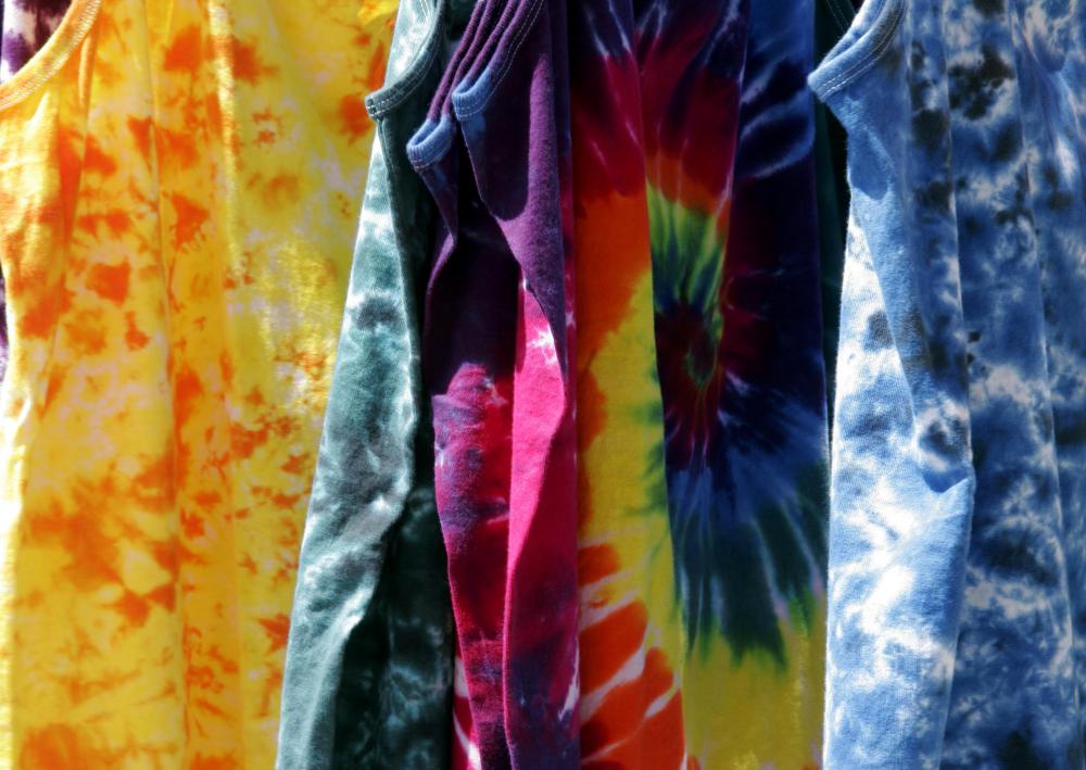 In Fashion, what does "Ombre" Mean? (with pictures)