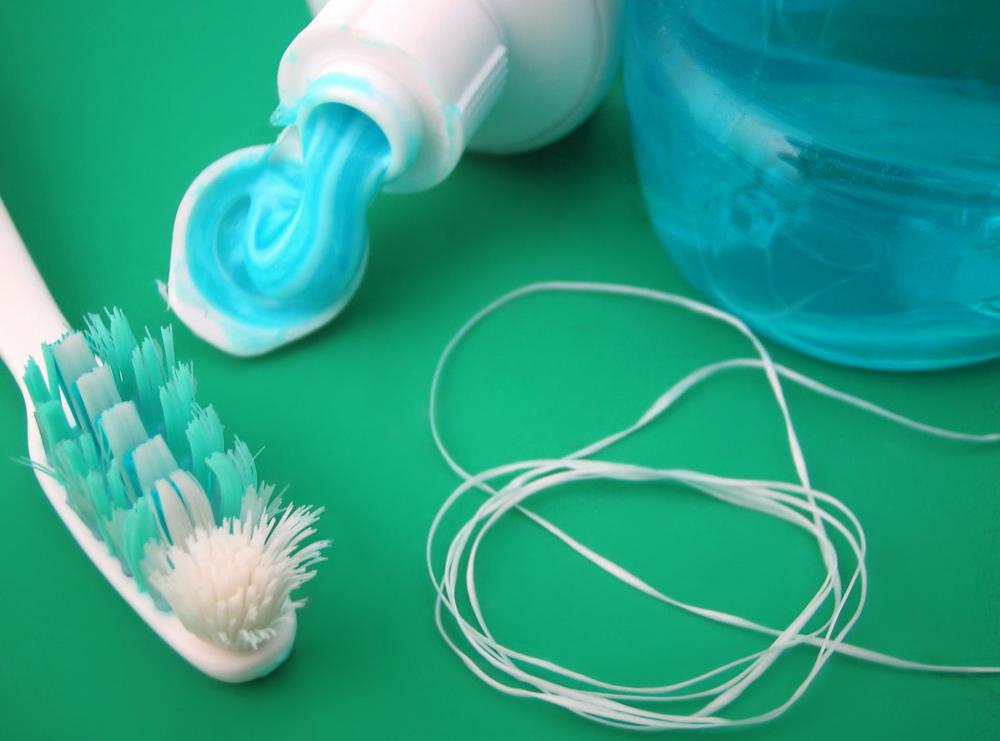 What Is a Suction Toothbrush? (with pictures)